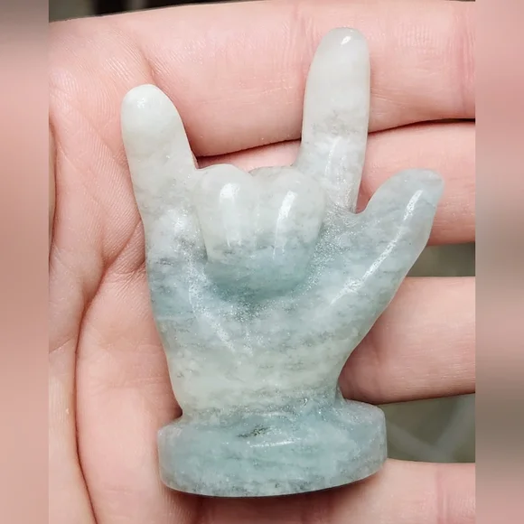 Crystal Love Hands, Valentines Day Gift idea. - Picture 8 of 13